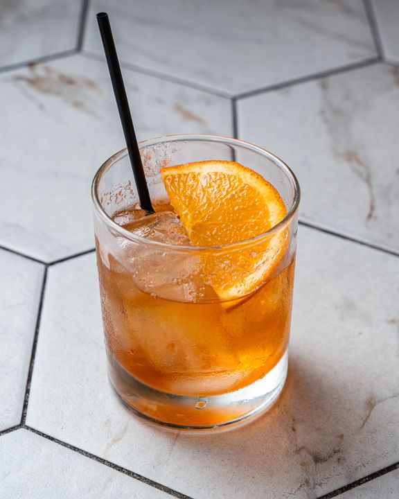 Old Fashioned Grandpa en Terrat Rooftop